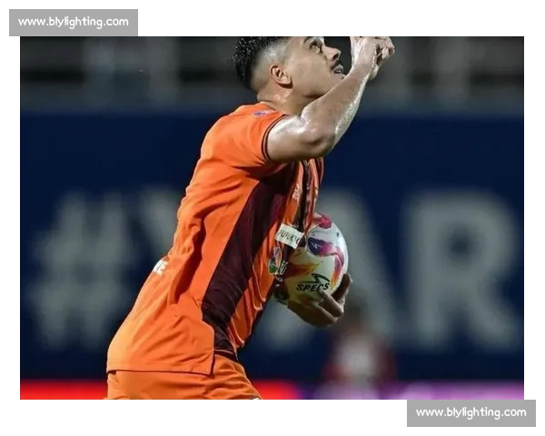 帕托泰超再出发！泰港官宣前山东锋霸加盟