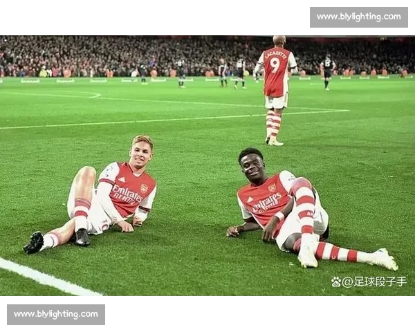 阿森纳双星闪耀！两新星入围 PFA 年度最佳年轻球员候选